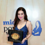 Anusmriti Sarkar Honoured With ‘Style Icon Of The Year’ Award.