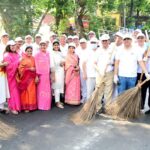 Shri 1008 Munisuvratanath Digambar Jain Trust Organises Special Cleanliness Drive In Support Of ‘Swachhata Se Swagat’.