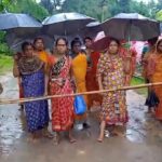 Road Blockade In Ramnagar Over Acute Water Crisis; Traffic Disrupted As Residents Stage Protest.