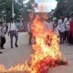 ABVP Stages Intense Protest In Front Of District Magistrate’s Office Demanding Arrest Of Accused.