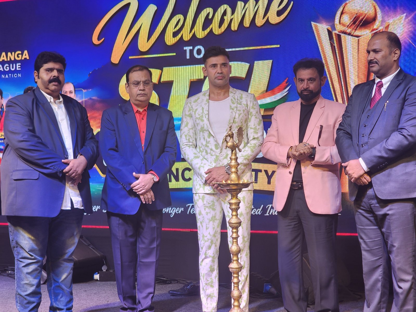 Chetan Sharma And Bollywood Stars Come Together For Salute Tiranga Cricket League.